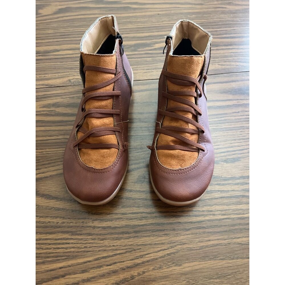 Brown low heel side zip retro look ankle boots